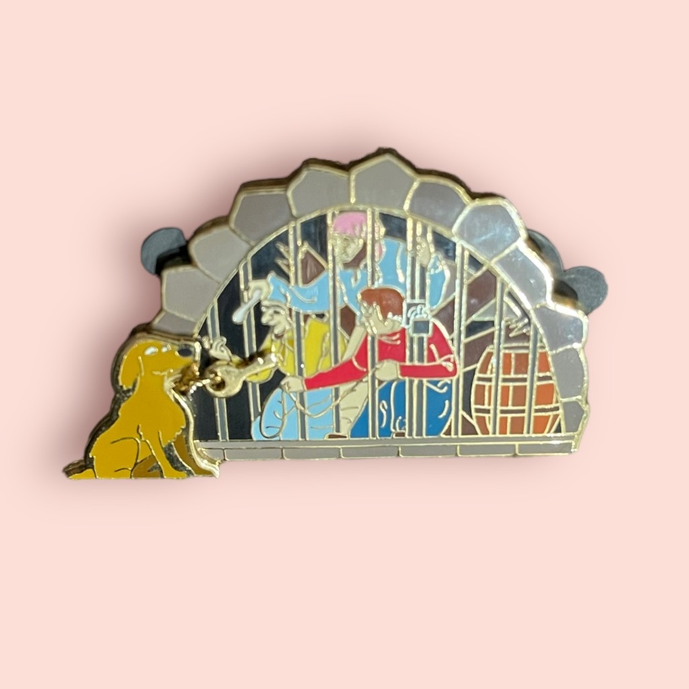SET Vintage Disney Pirates of the Caribbean Enamel Pins - Picture 5 of 9